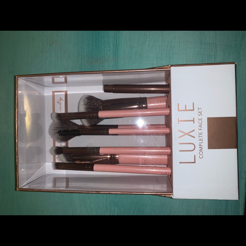 Luxie brush set